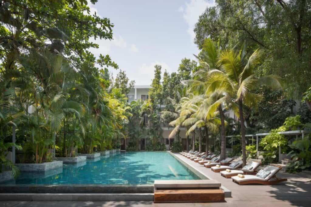 phnom penh exterior