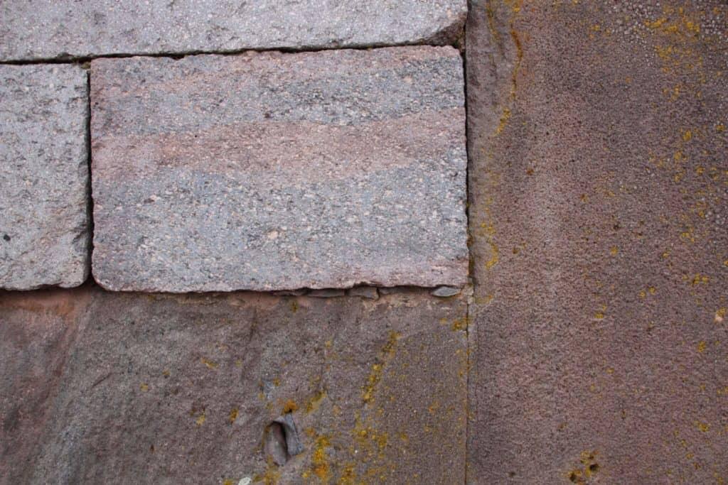 Reconstructed wall Tiwanaku, old stones, new stones