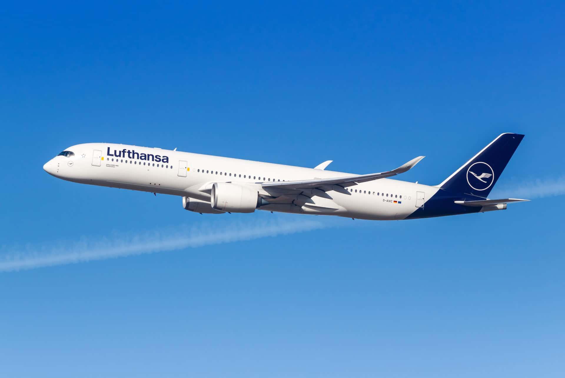 how to get to munich by plane