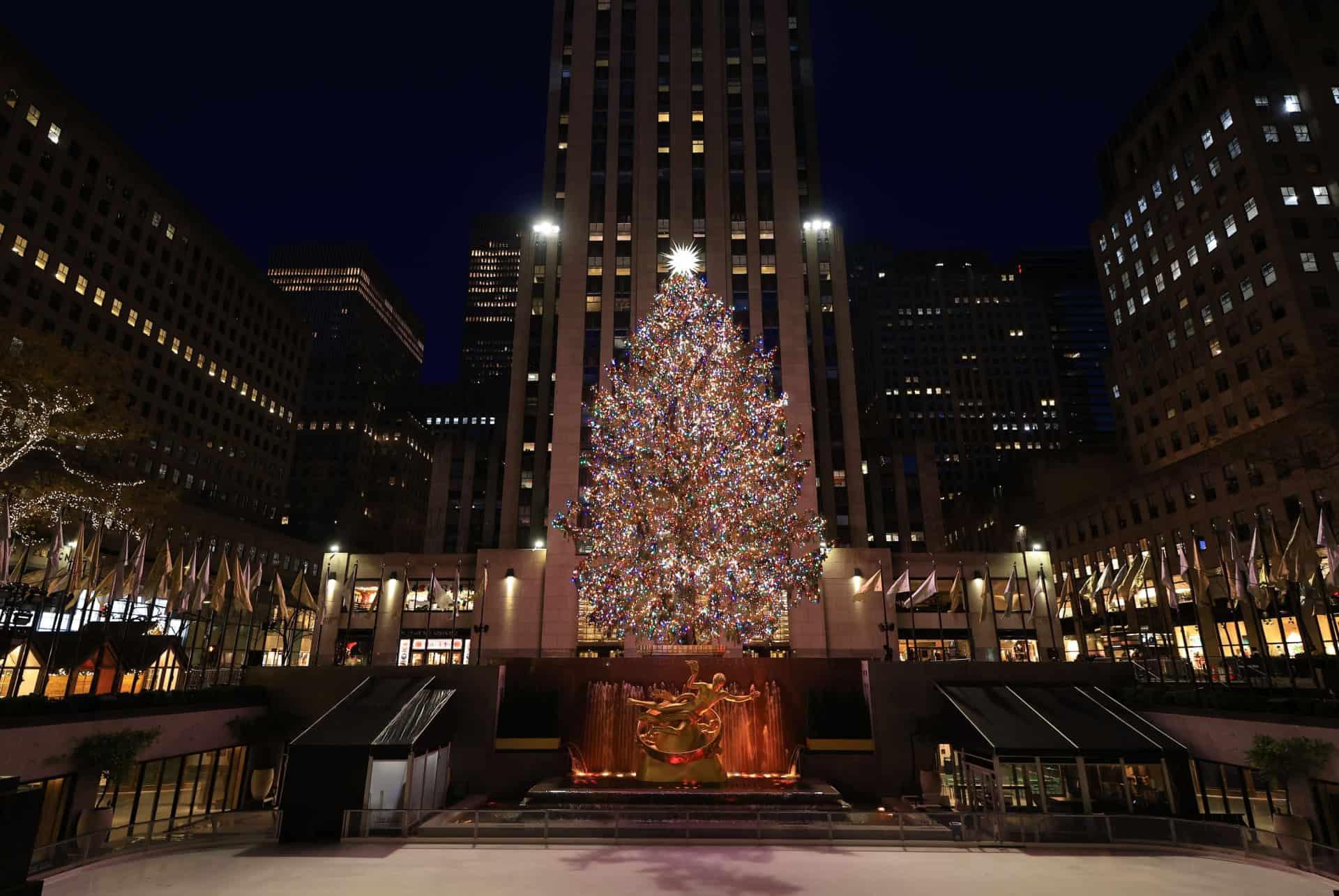 rockefeller center christmas tree new york