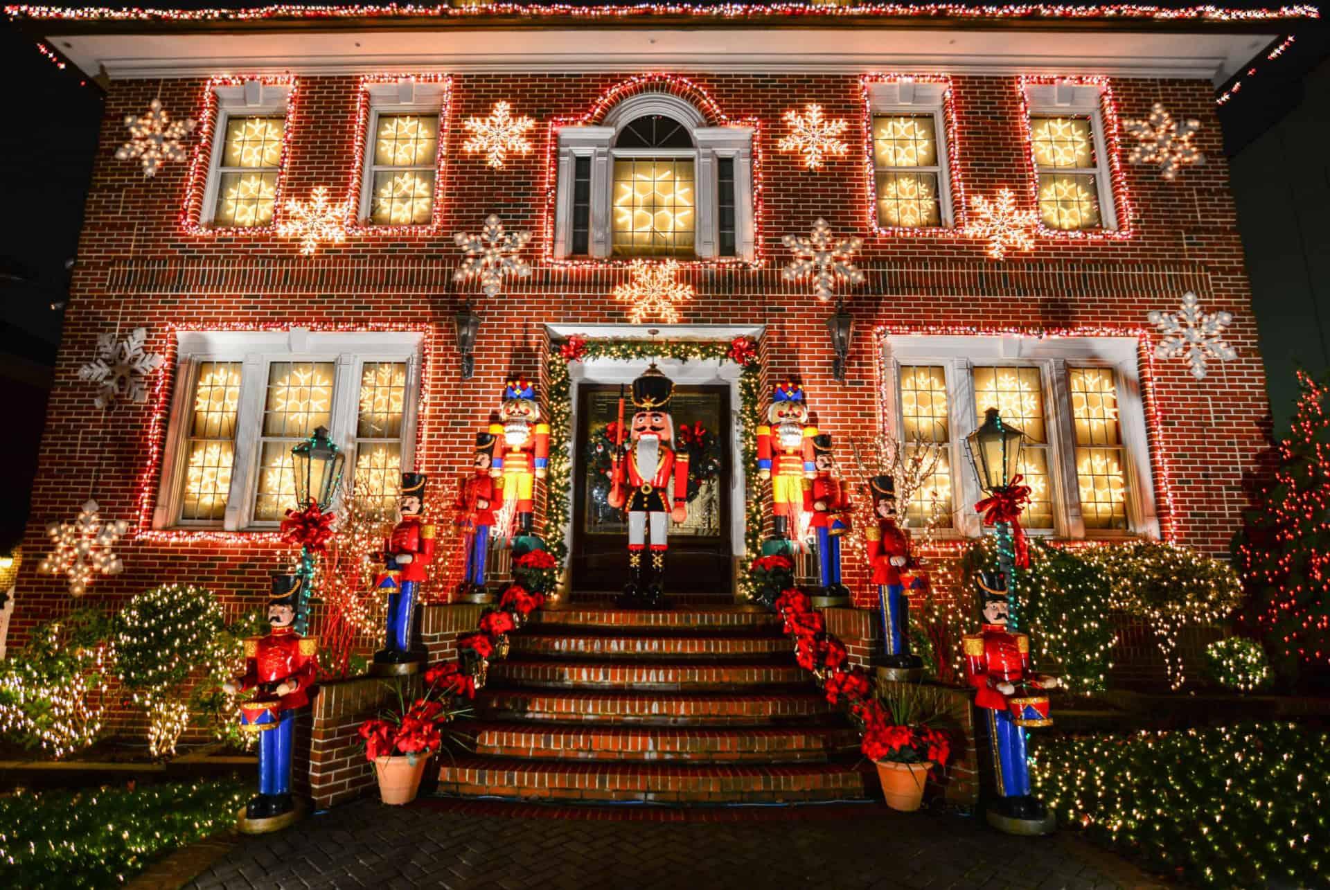 dyker heights christmas in new york