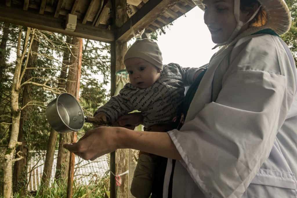 Shikoku, pilgrimage, pilgrim, family, baby, Japan, journey, henro, ohenro, temple, ritual, purification, water, mom, Amandine