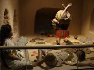 Reconstruction of the tomb of the Lord of Sicán... stunning!