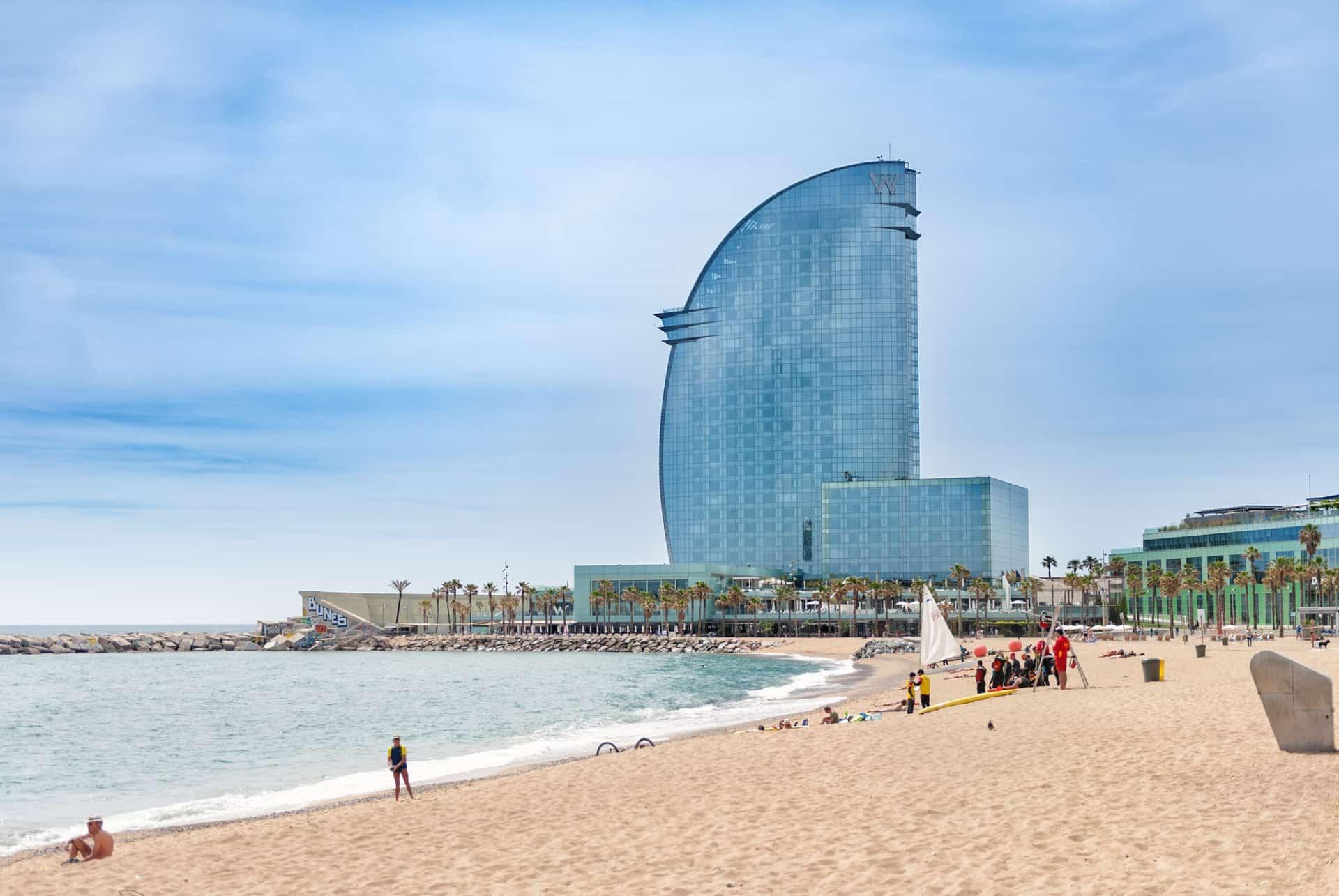 where to stay in barcelona la barceloneta neighborhood