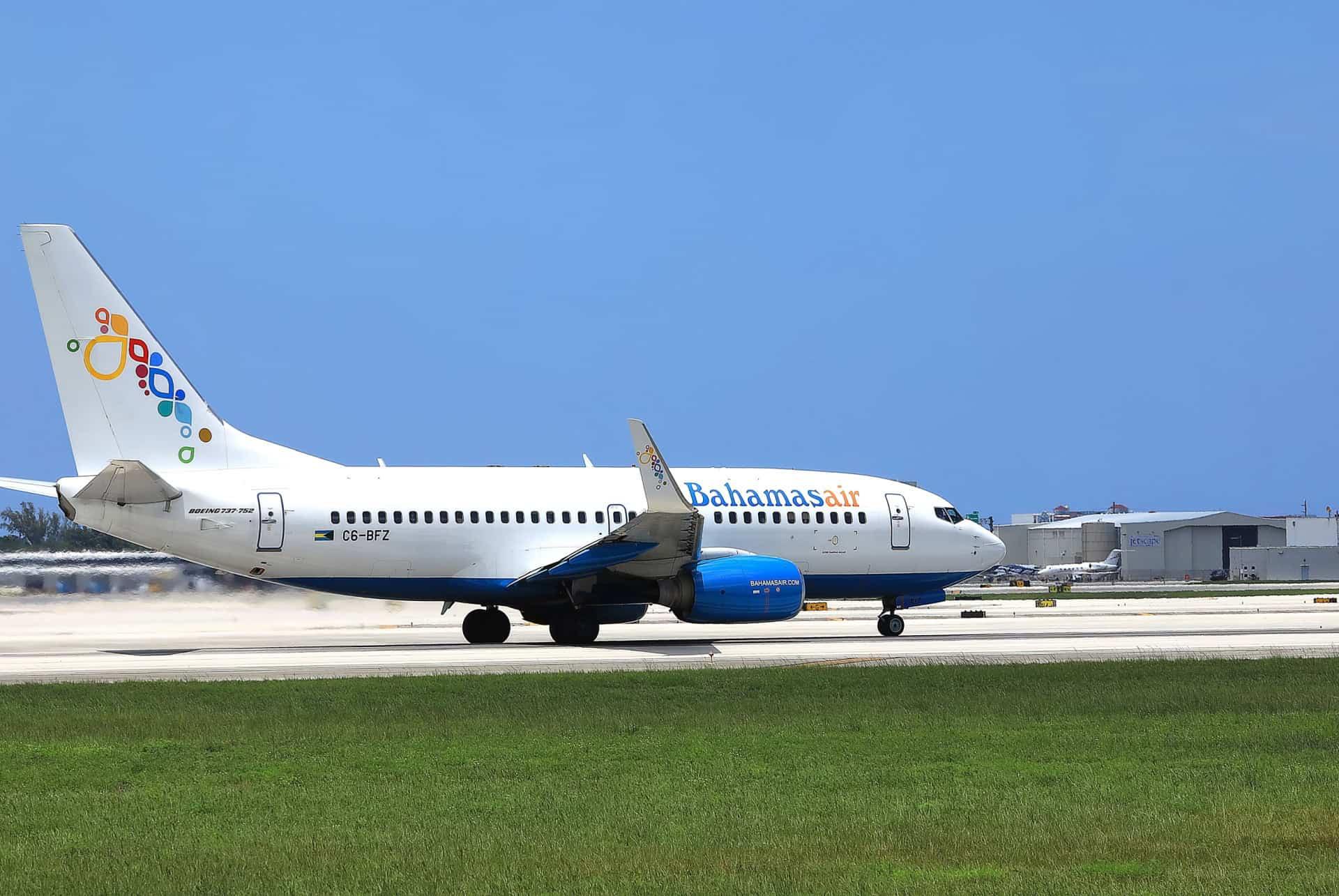 flight to the Bahamas from Miami