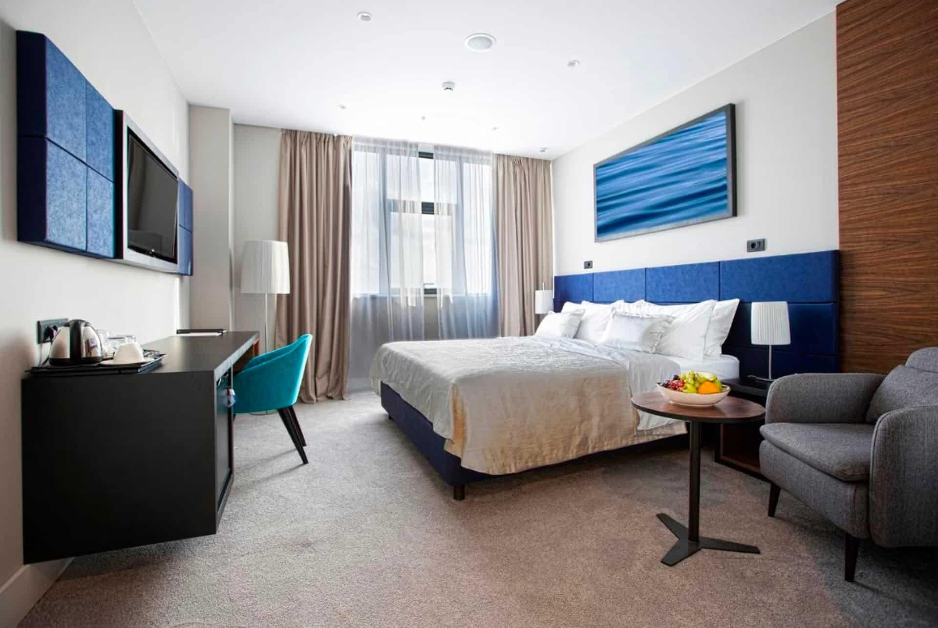 Marvie Hotel Room