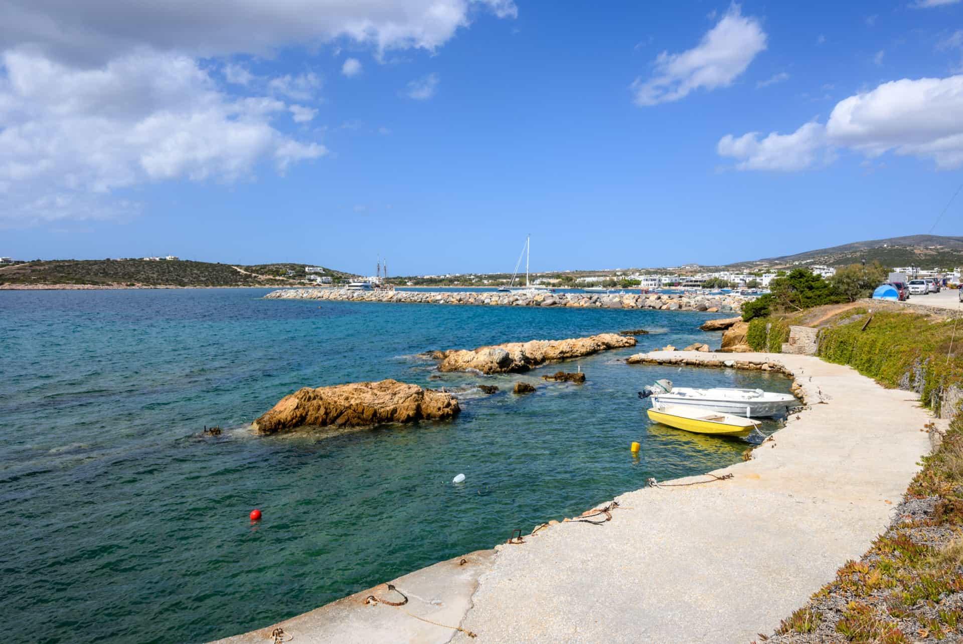 where to stay in Aliki