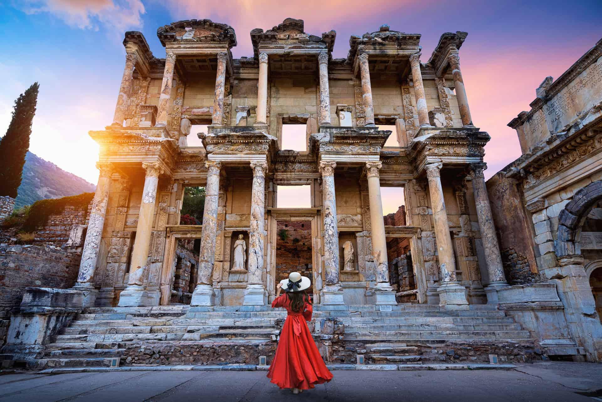 Where to Sleep in Izmir?